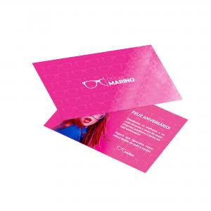 Postal Papel Cartão 250g/m² 8,8x14,8 cm 4x4 Verniz Total Brilho Frente e Verso Corte Reto 